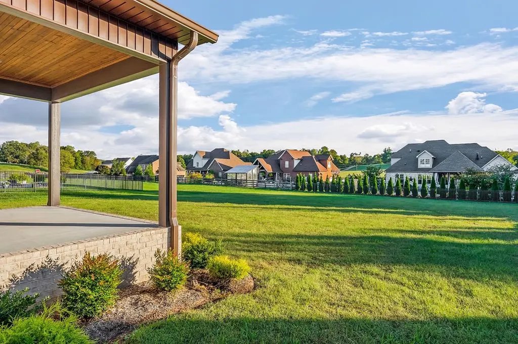 1757 Bob Bullock Road Cookeville TN 38506