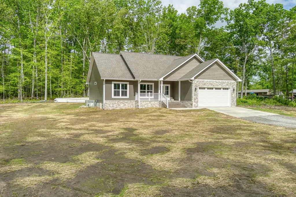 80 Peachtree Drive Crossville TN 38555