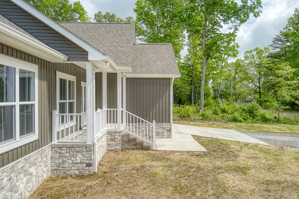 80 Peachtree Drive Crossville TN 38555