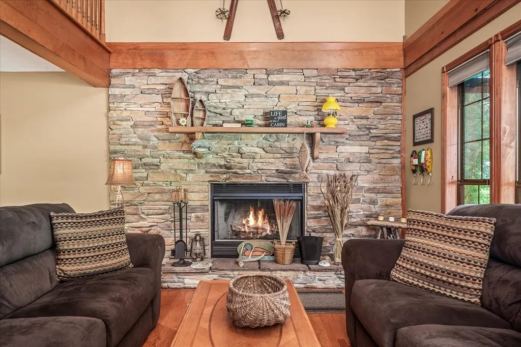 524 Hoosier Ridge Road Byrdstown TN 38549