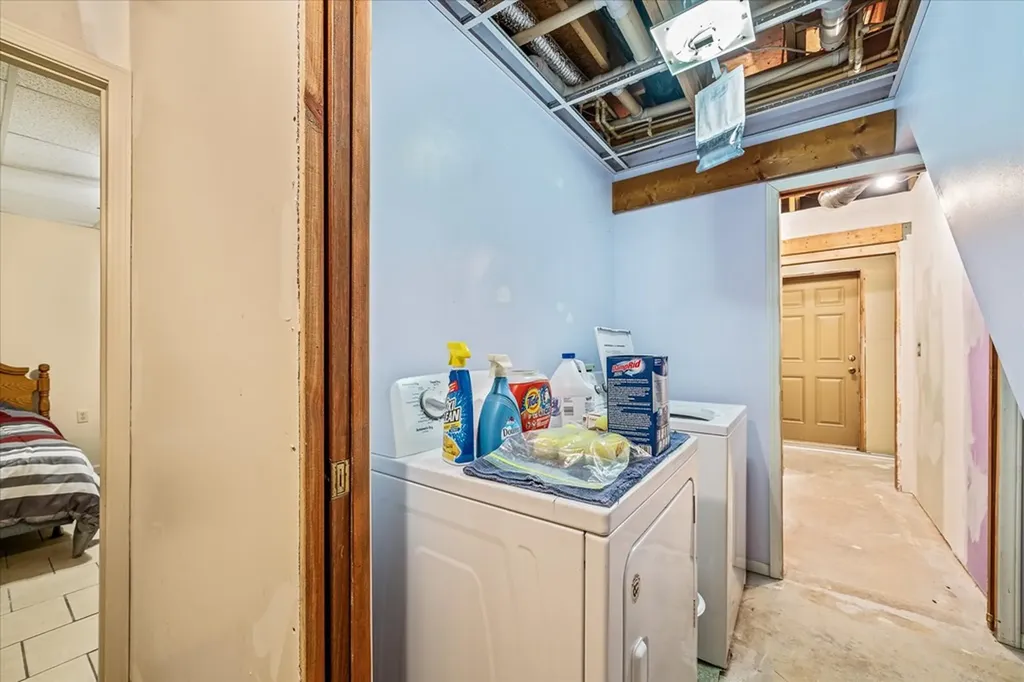 524 Hoosier Ridge Road Byrdstown TN 38549