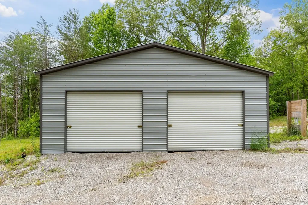 466 S Pin Hook Road Sparta TN 38583