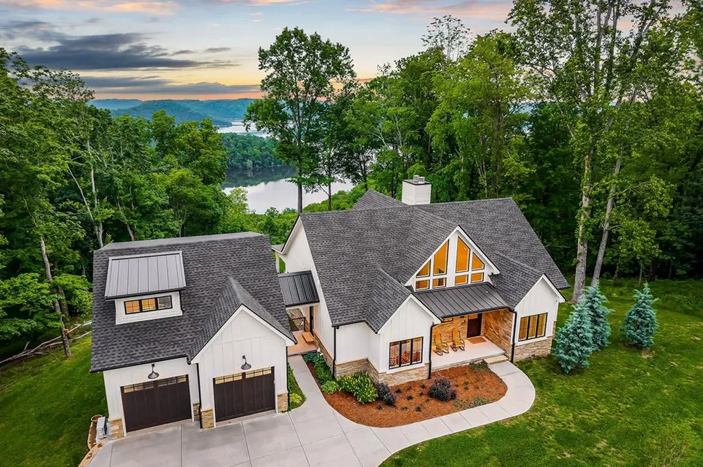 303 Davidson Road Smithville TN 37166