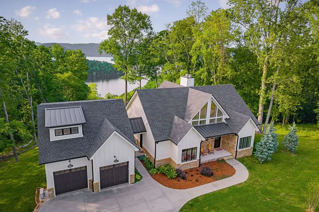 303 Davidson Road Smithville TN 37166