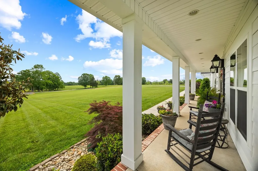 8275 Medlin Road Baxter TN 38544