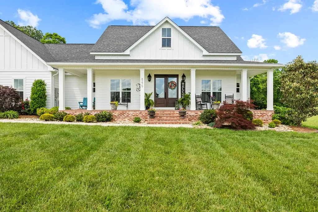 8275 Medlin Road Baxter TN 38544