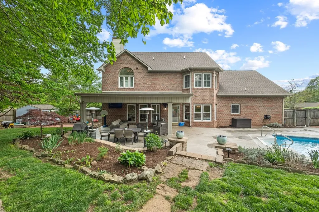 241 Jamestown Road Cookeville TN 38501