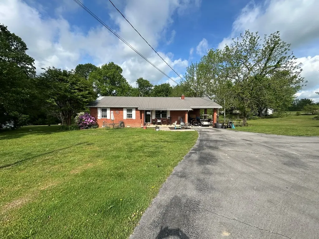 2520 S York Highway Jamestown TN 38556