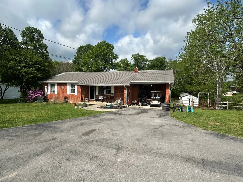 2520 S York Highway Jamestown TN 38556