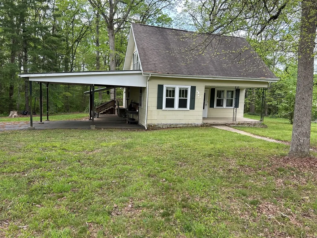 421 Stockton Avenue Jamestown TN 38556