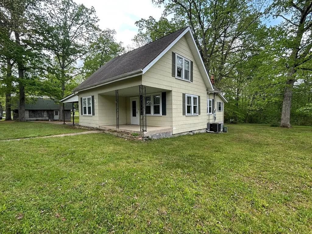 421 Stockton Avenue Jamestown TN 38556