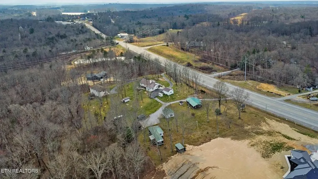 2546 Peavine Road Crossville TN 38571