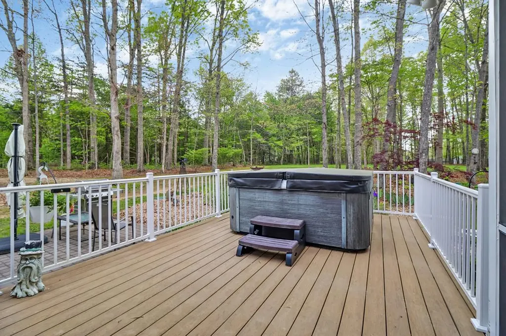 89 West Creek Drive Crossville TN 38572