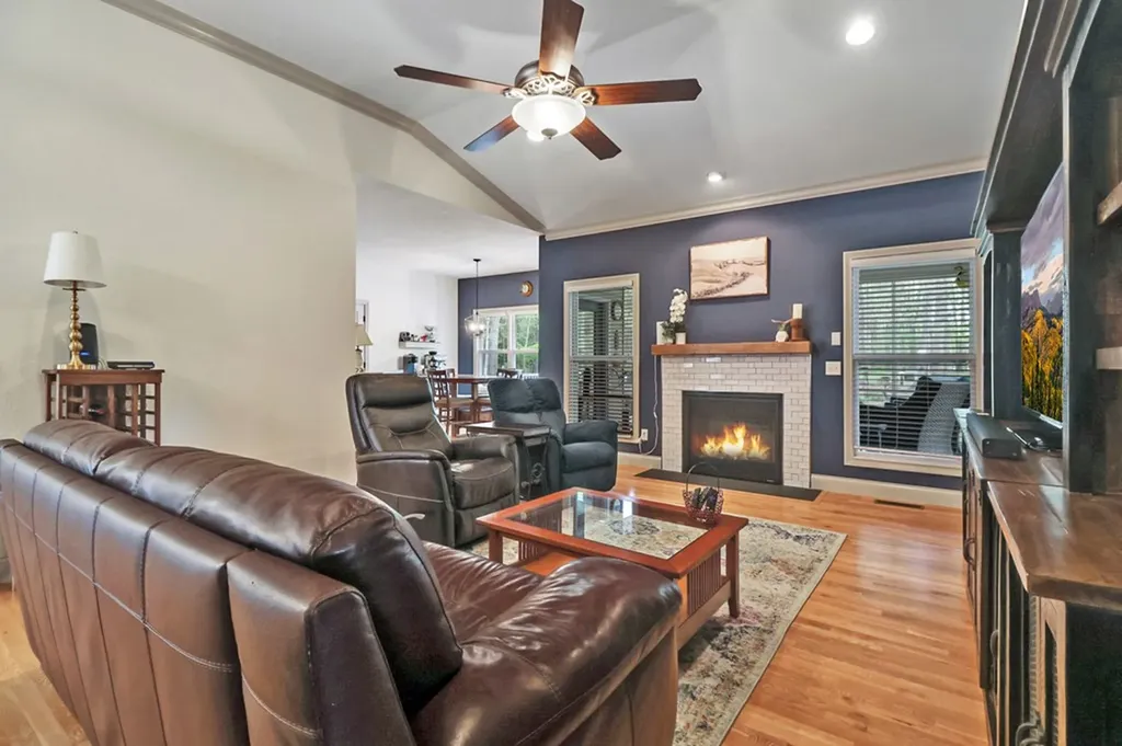 89 West Creek Drive Crossville TN 38572