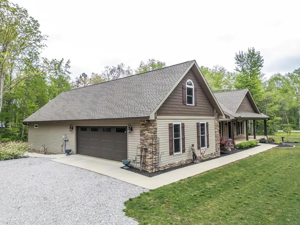 300 East Cove Road Monterey TN 38574