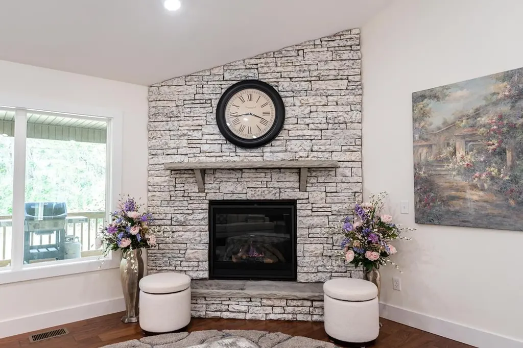 300 East Cove Road Monterey TN 38574