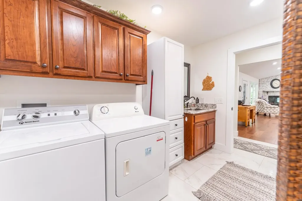 300 East Cove Road Monterey TN 38574