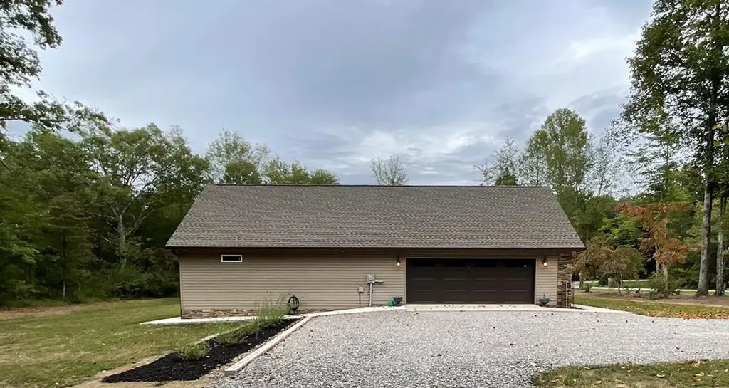 300 East Cove Road Monterey TN 38574