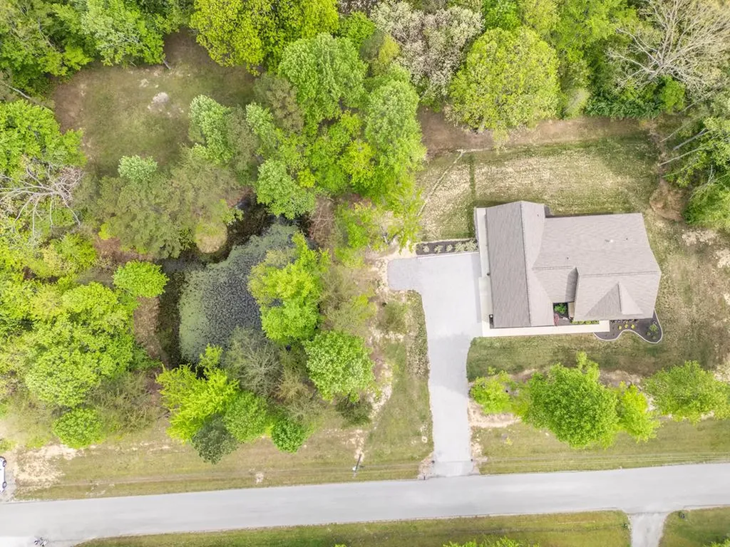 300 East Cove Road Monterey TN 38574