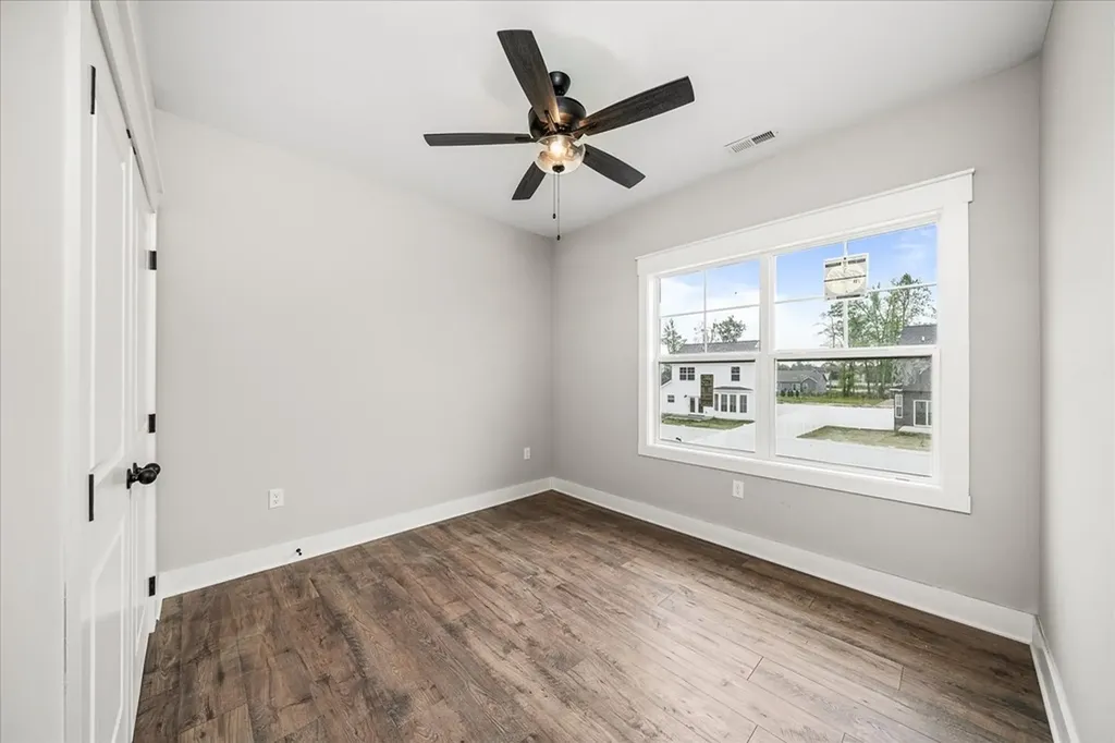 2287 Nicholas Cookeville TN 38506