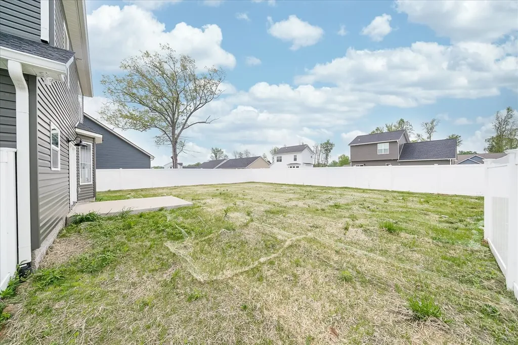 2287 Nicholas Cookeville TN 38506