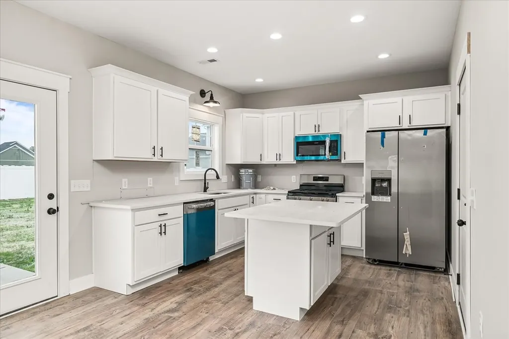 2287 Nicholas Cookeville TN 38506