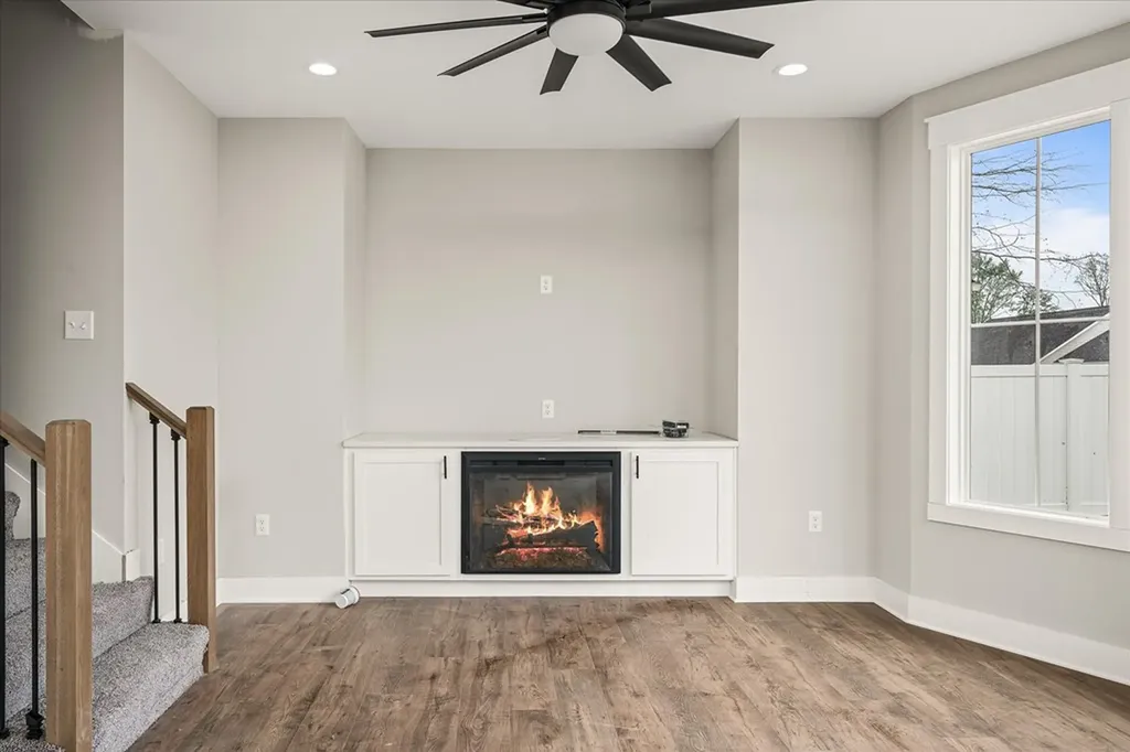 2287 Nicholas Cookeville TN 38506