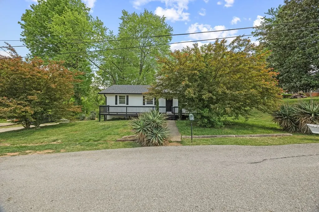 113 Reeser Street Livingston TN 38570