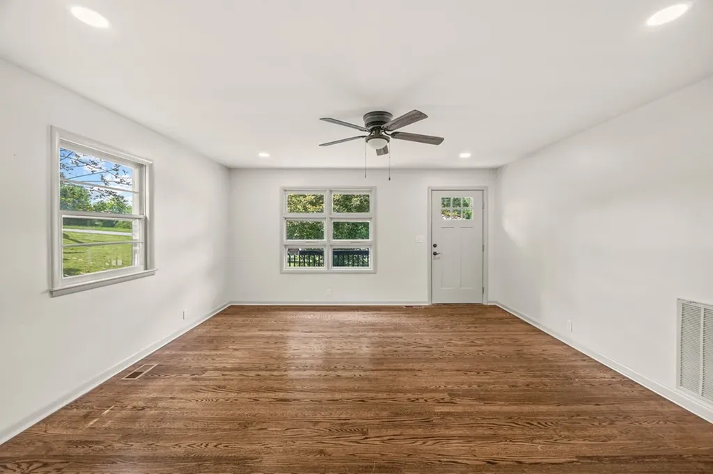 113 Reeser Street Livingston TN 38570