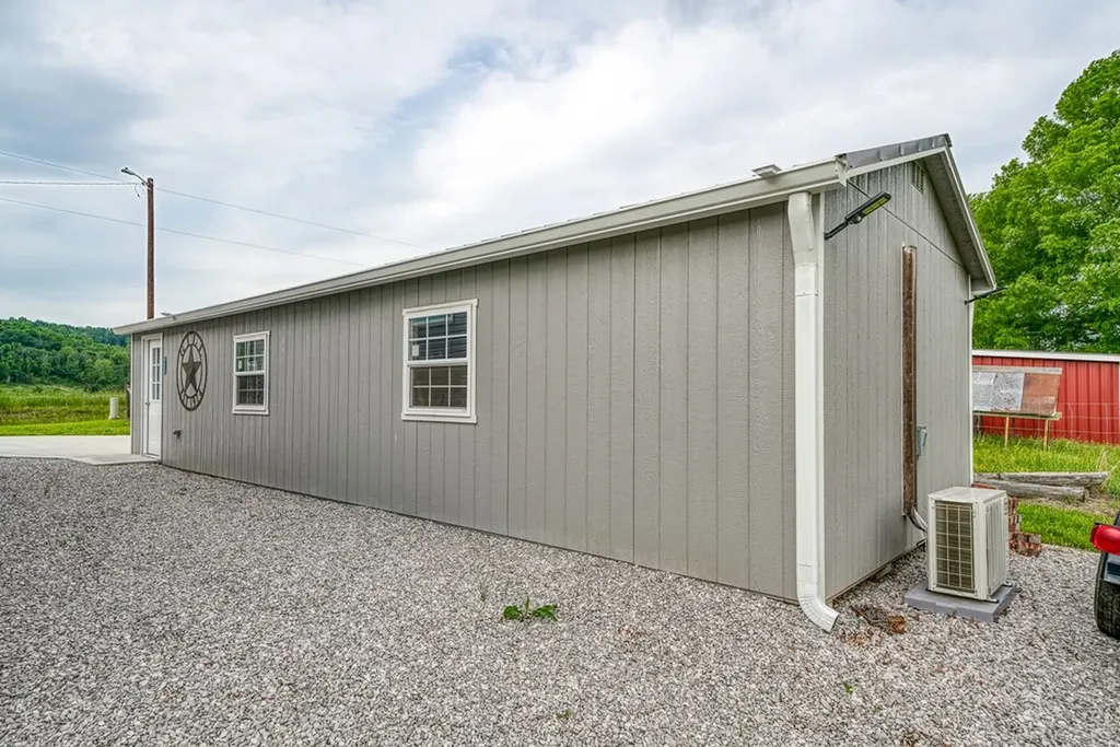 826 Duck Pond Road Sparta TN 38583