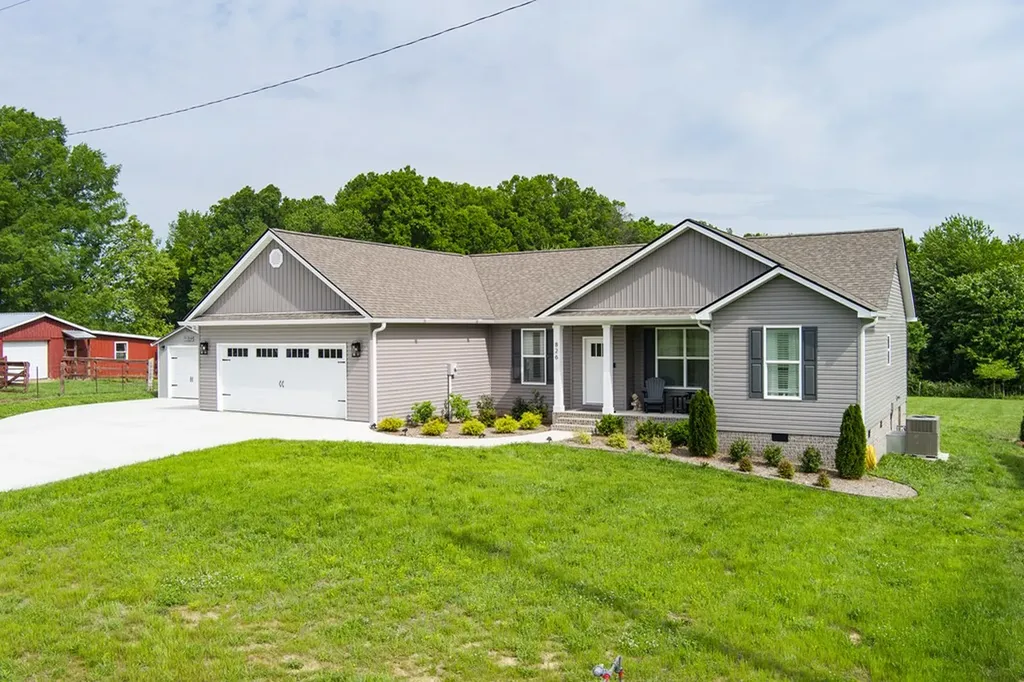 826 Duck Pond Road Sparta TN 38583
