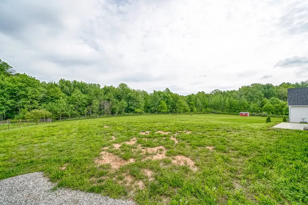 826 Duck Pond Road Sparta TN 38583