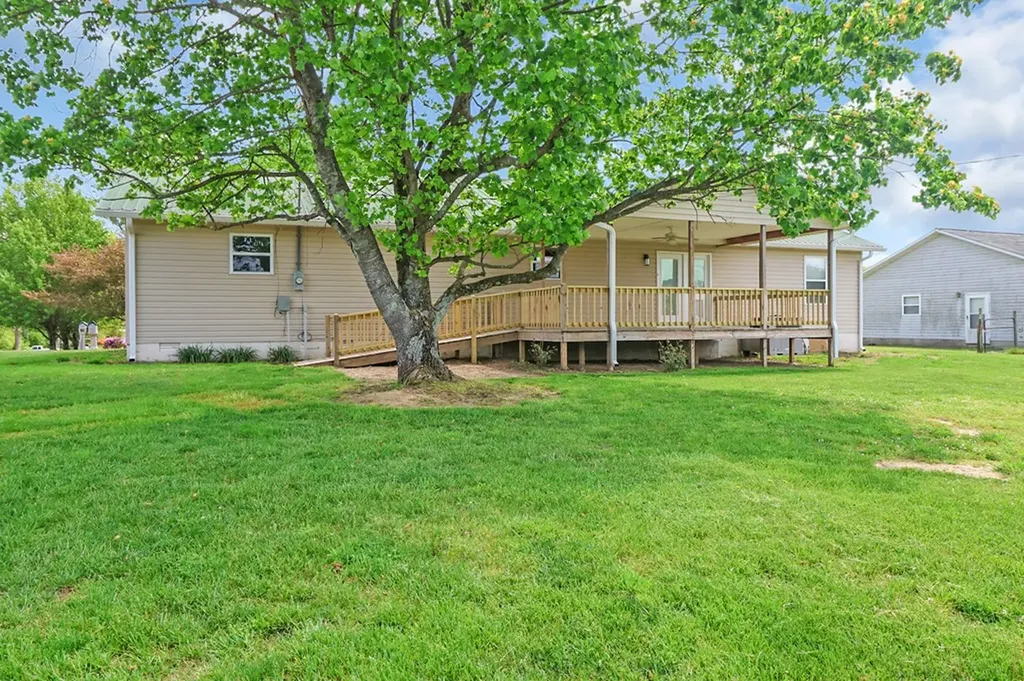 1228 Allardt Highway Jamestown TN 38556