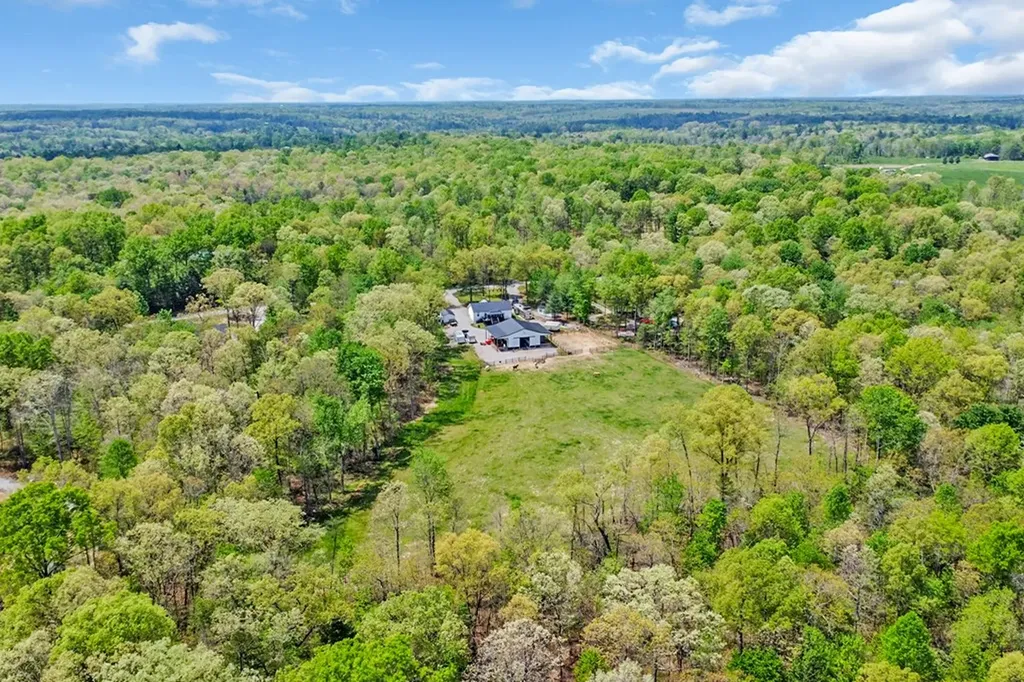 75 Robert Beaty Road Jamestown TN 38556