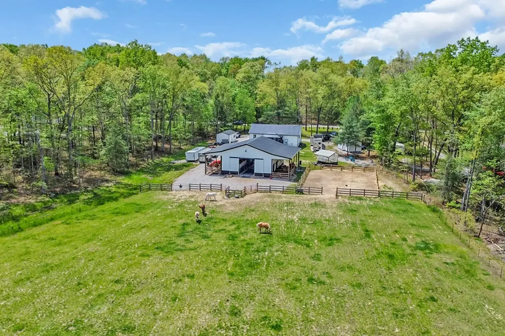 75 Robert Beaty Road Jamestown TN 38556