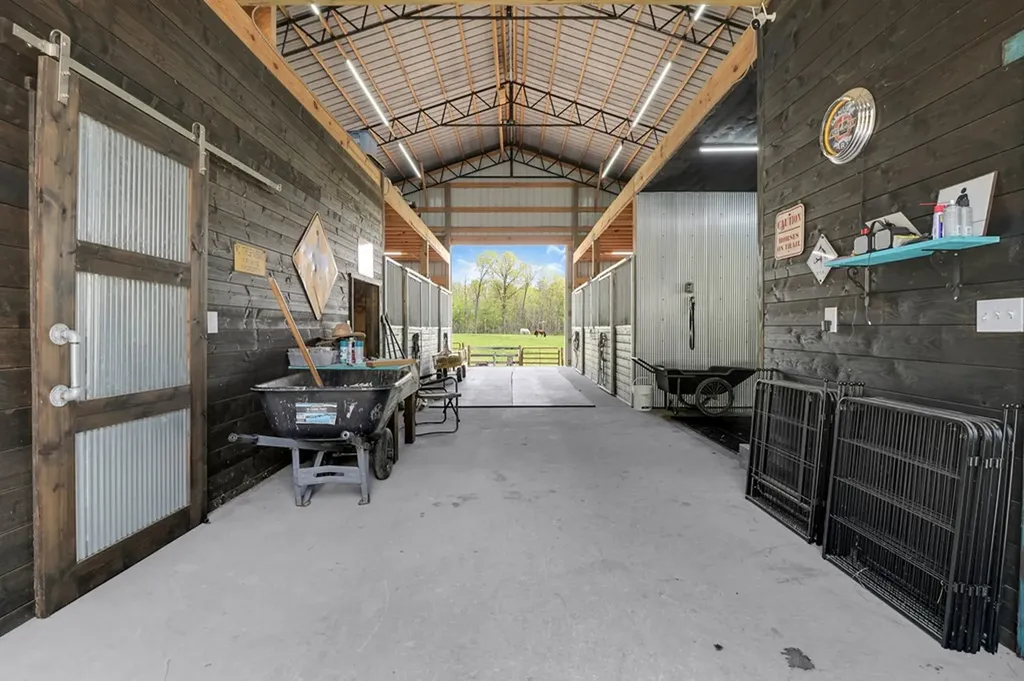 75 Robert Beaty Road Jamestown TN 38556