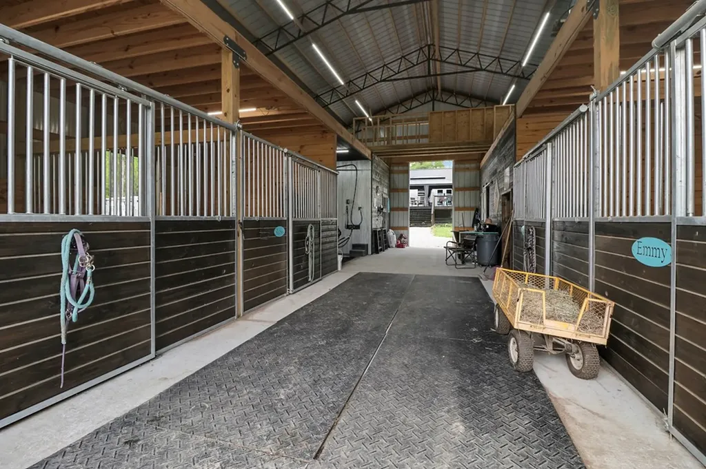 75 Robert Beaty Road Jamestown TN 38556