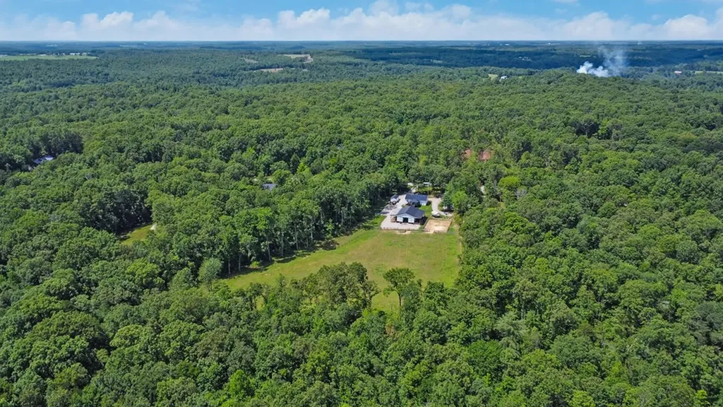 75 Robert Beaty Road Jamestown TN 38556