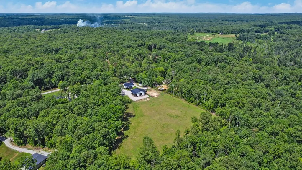 75 Robert Beaty Road Jamestown TN 38556