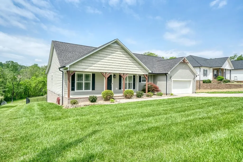 2371 Boyd Farris Road Cookeville TN 38506