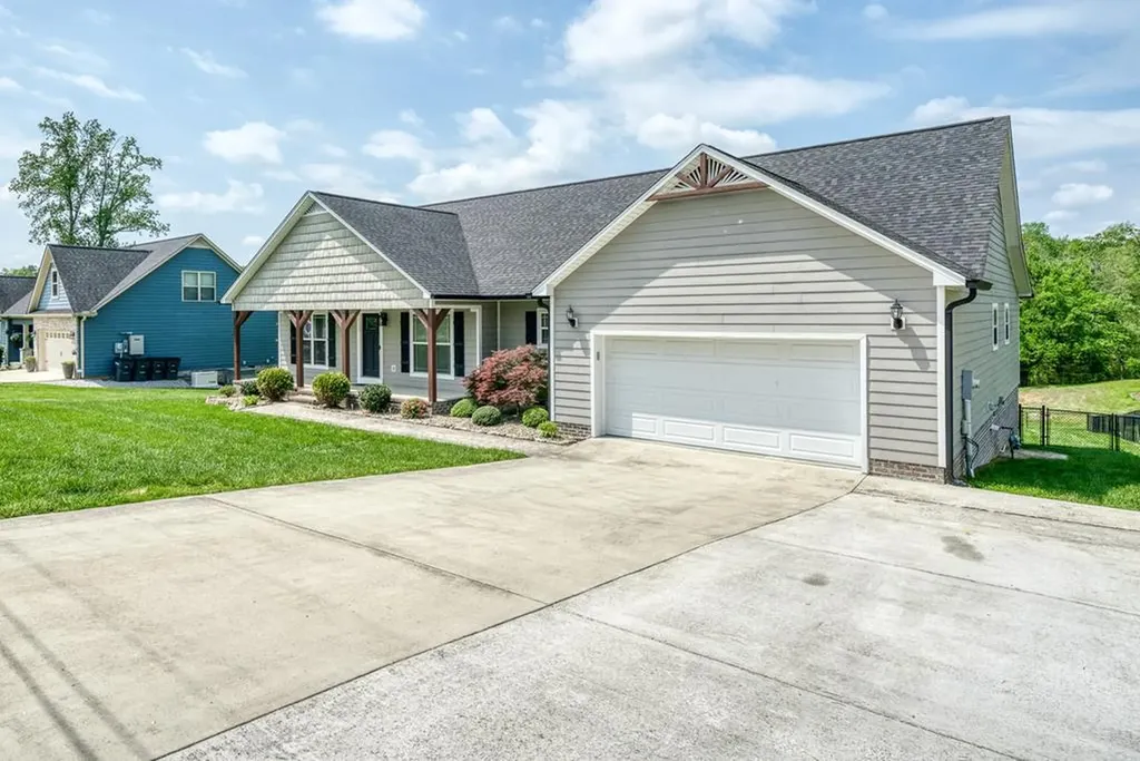 2371 Boyd Farris Road Cookeville TN 38506