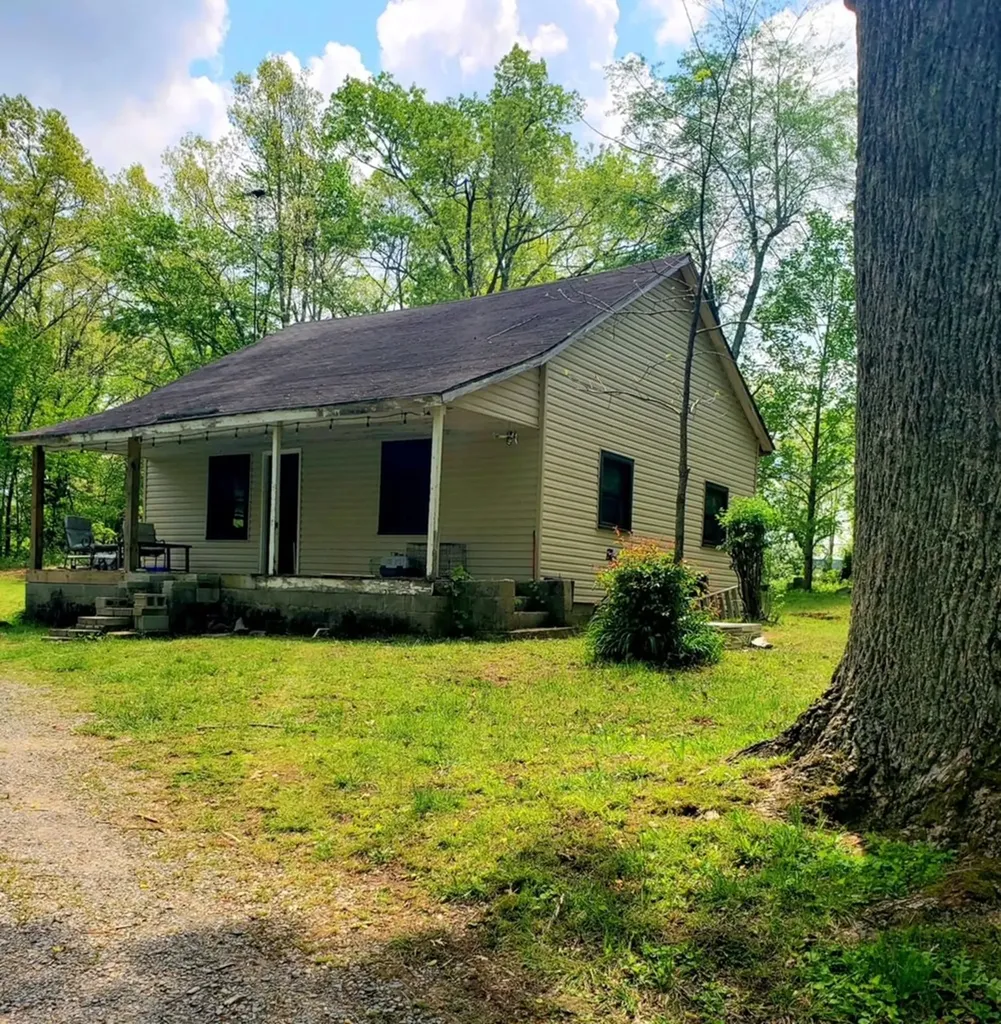 312 Shady Loop Crossville TN 38571