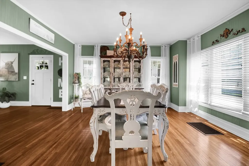 326 Taylor Avenue Jamestown TN 38556