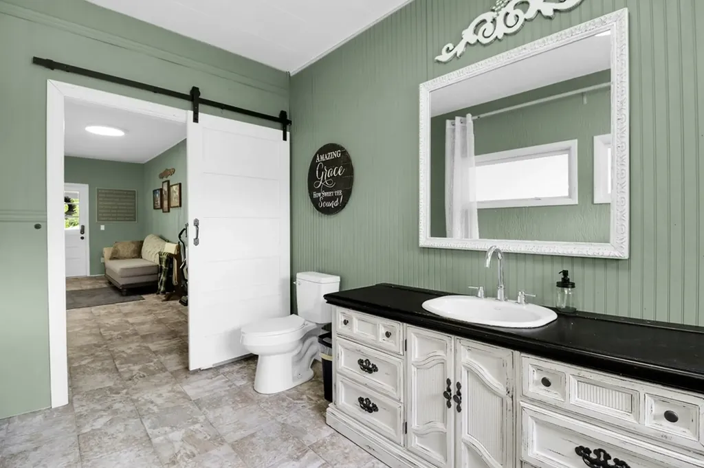 326 Taylor Avenue Jamestown TN 38556