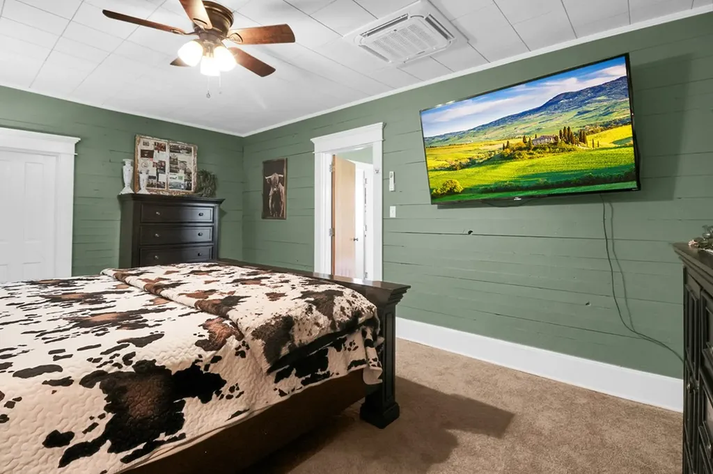 326 Taylor Avenue Jamestown TN 38556