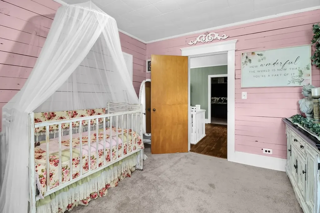 326 Taylor Avenue Jamestown TN 38556