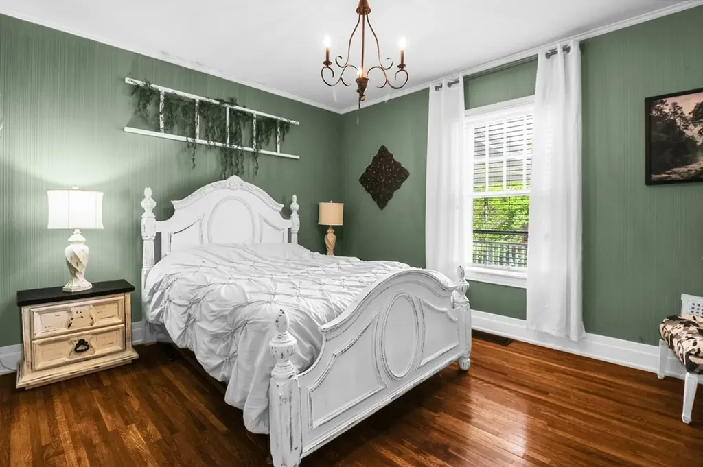 326 Taylor Avenue Jamestown TN 38556