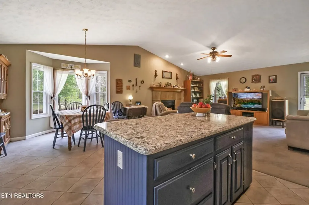 164 Marian Circle Crossville TN 38555