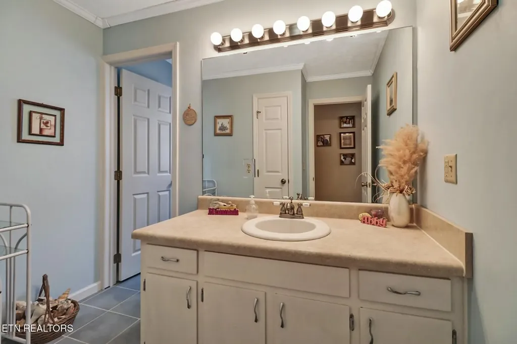 164 Marian Circle Crossville TN 38555