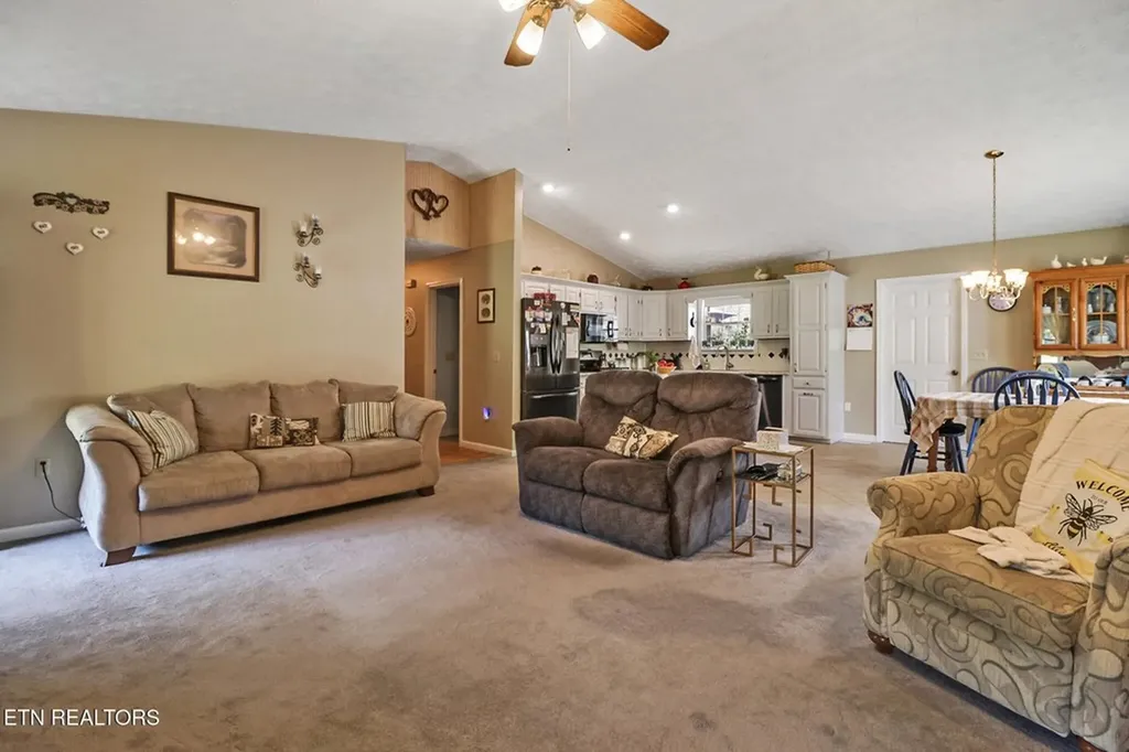 164 Marian Circle Crossville TN 38555